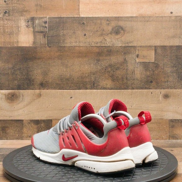 Nike Red and Gray Athletic Shoes - Picture 5 of 9